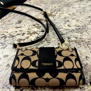 COACH CROSSBODY SMALL PURSE
